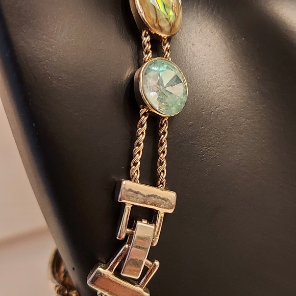 Beautiful Monet bracelet - Picture 2 of 8